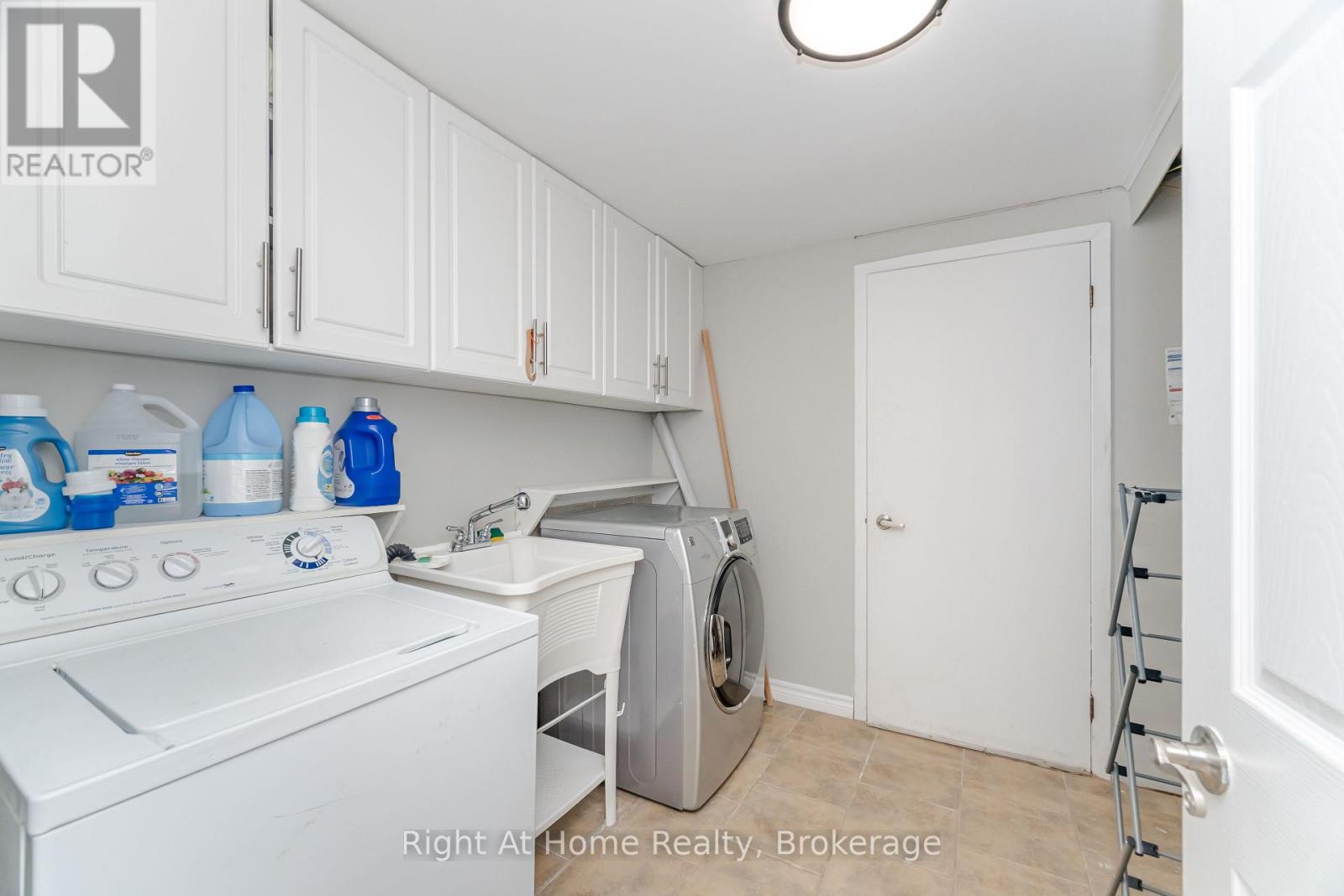 364 Red Oak Avenue, Hamilton, Ontario  L8E 2C3 - Photo 41 - X12634928