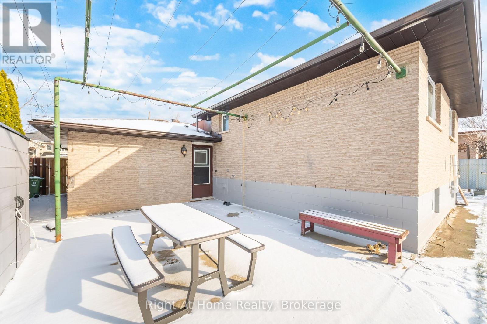 364 Red Oak Avenue, Hamilton, Ontario  L8E 2C3 - Photo 43 - X12634928