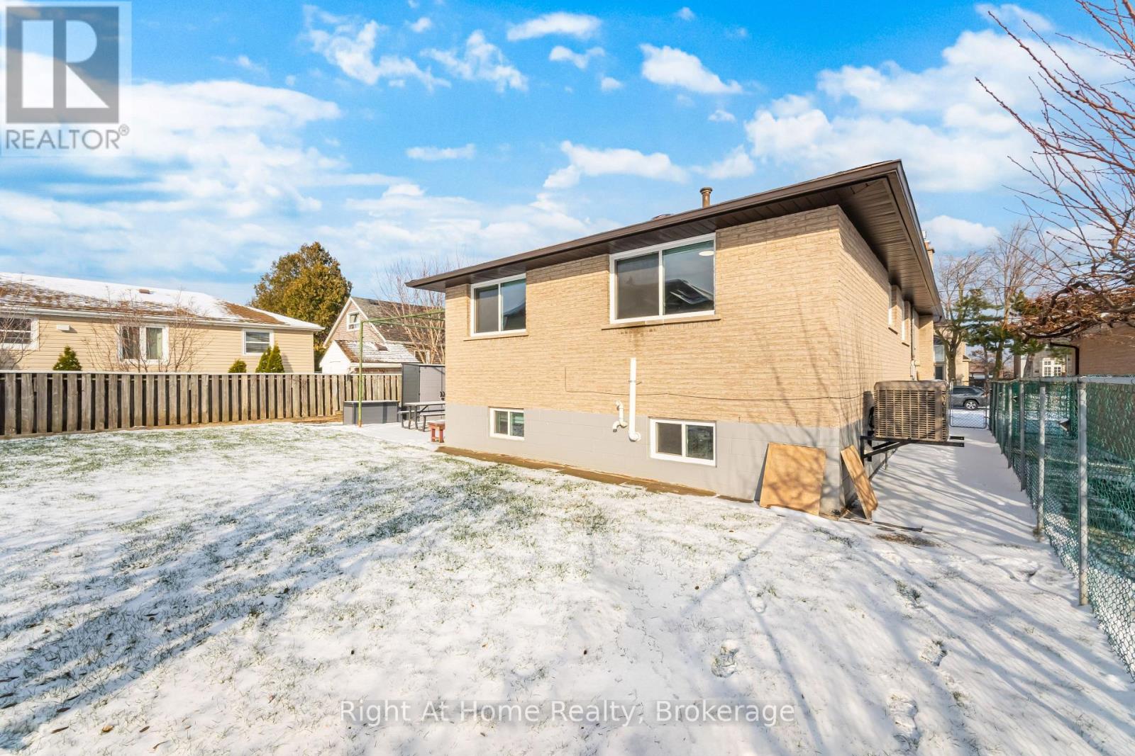 364 Red Oak Avenue, Hamilton, Ontario  L8E 2C3 - Photo 46 - X12634928