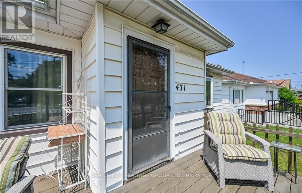 471 Geneva Street, St. Catharines, Ontario  L2N 2H4 - Photo 4 - X12279682