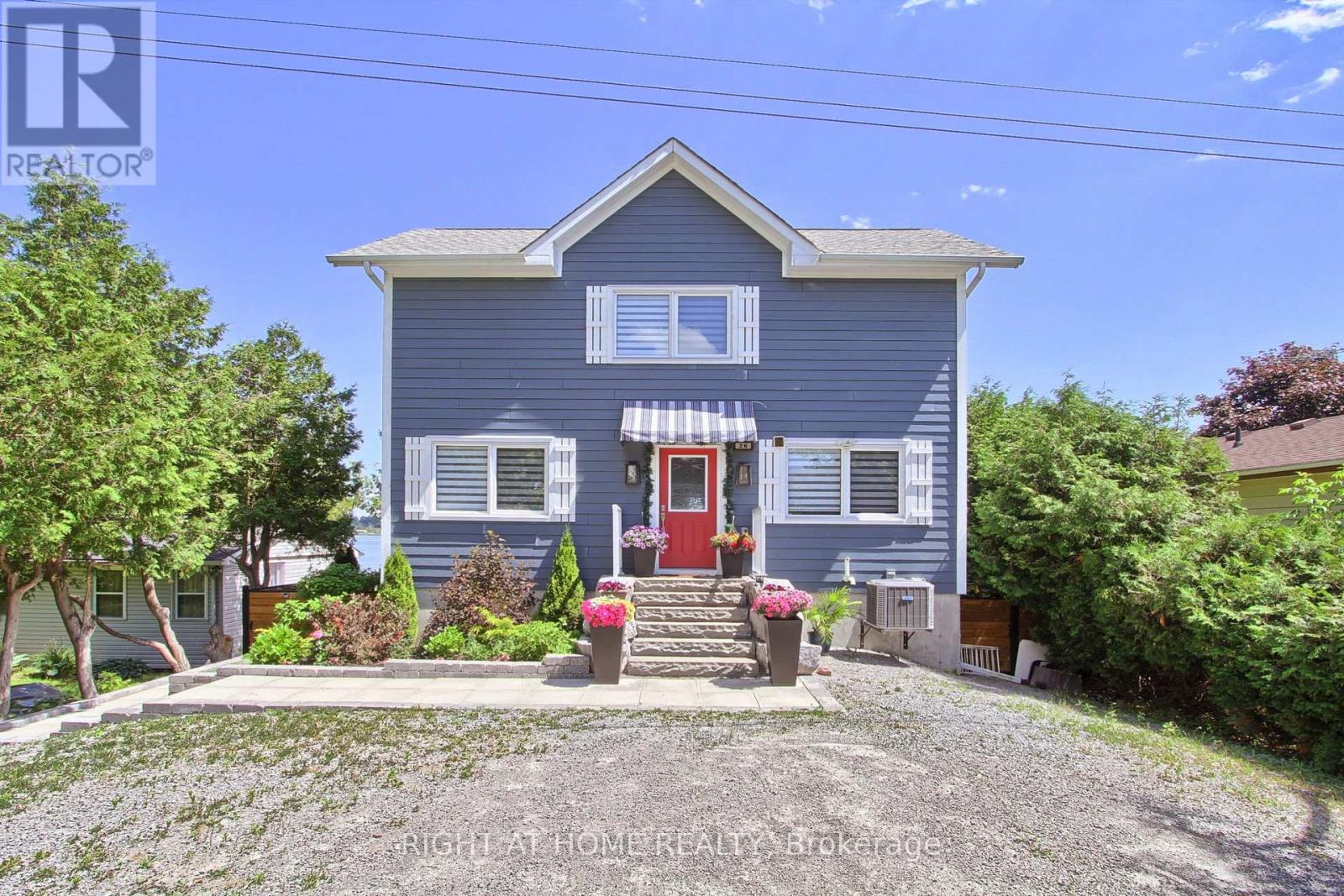 26 Beach Road, Kawartha Lakes, Ontario  K0M 2C0 - Photo 6 - X12396312