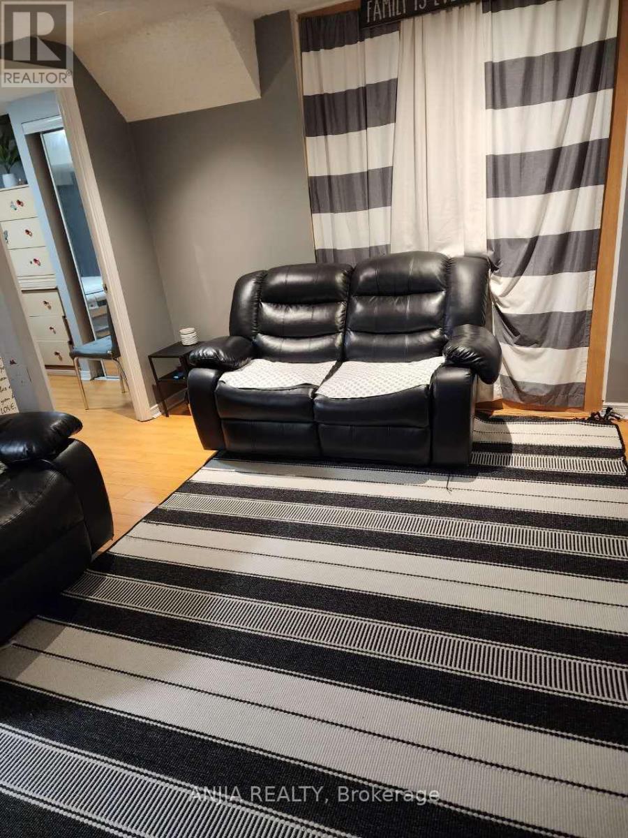 Bsmt - 81 Brimstone Crescent, Toronto, Ontario  M1V 3C8 - Photo 3 - E12634788