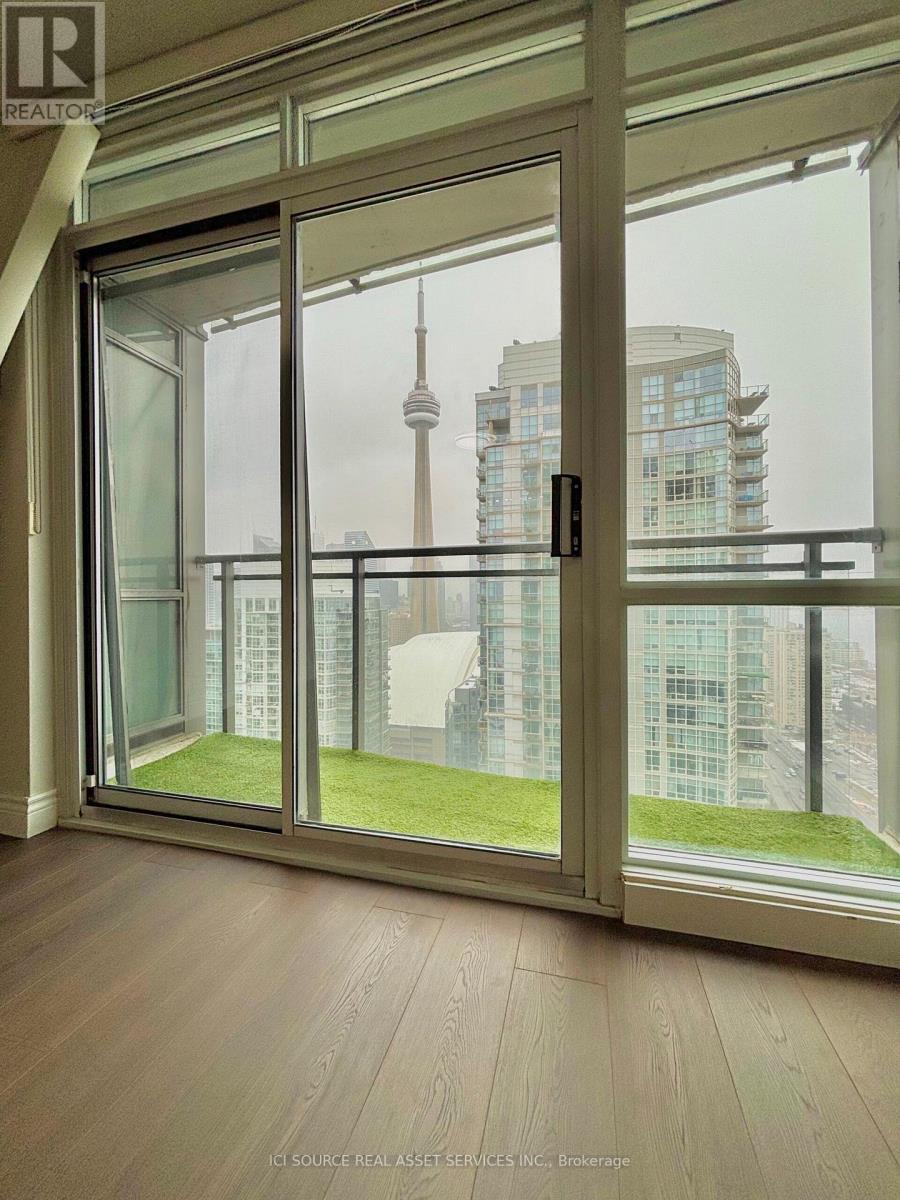 4908 - 11 Brunel Court, Toronto, Ontario  M5V 3Y3 - Photo 10 - C12593766