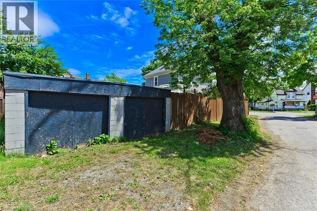 4743 Ryerson Crescent, Niagara Falls, Ontario  L2E 1E6 - Photo 50 - 40794032