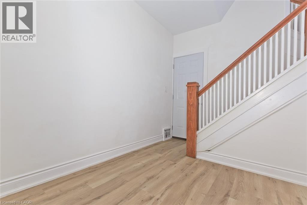 4743 Ryerson Crescent, Niagara Falls, Ontario  L2E 1E6 - Photo 6 - 40794032