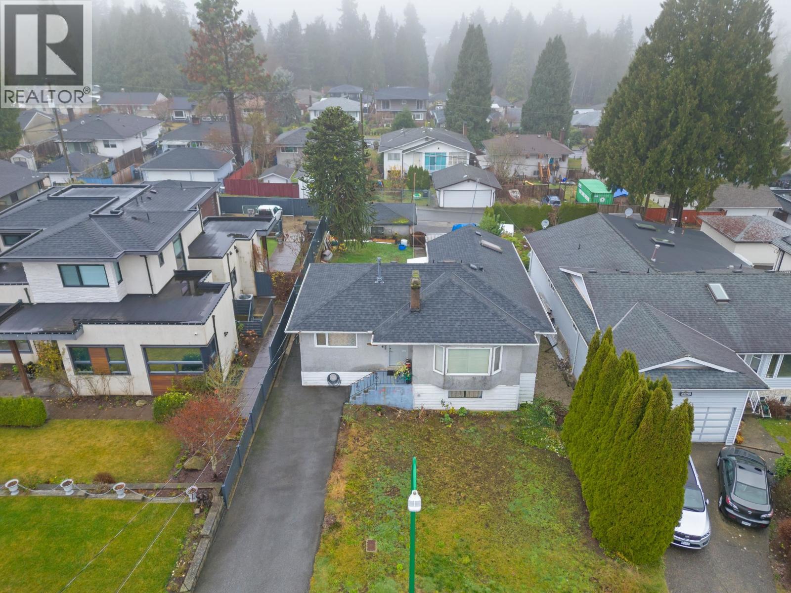 8255 18th Avenue, Burnaby, British Columbia  V3N 1K4 - Photo 35 - R3073851