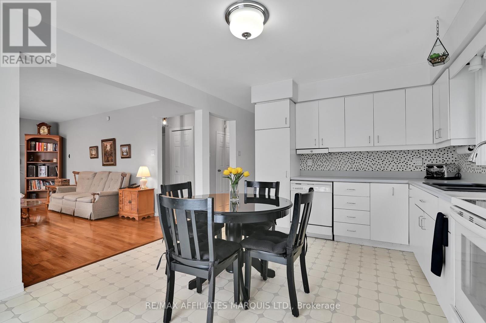 1408 Holy Cross Boulevard, Cornwall, Ontario K6H 6Z4 - Photo 15 - X12635070