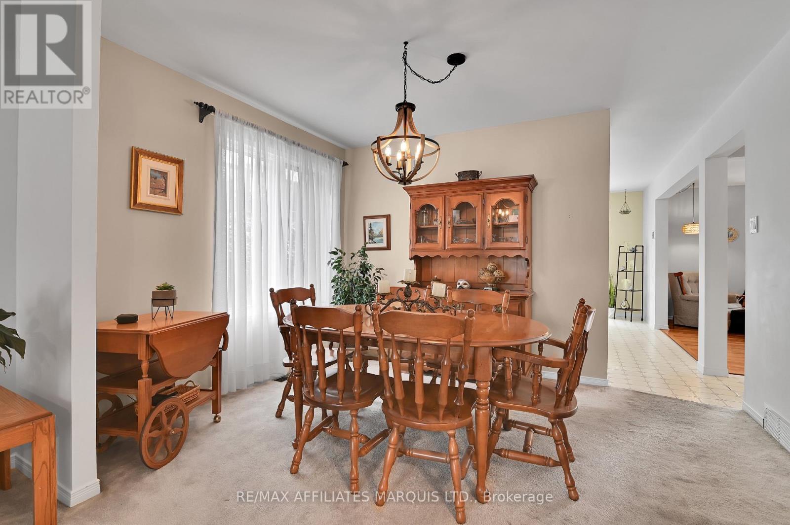 1408 Holy Cross Boulevard, Cornwall, Ontario K6H 6Z4 - Photo 8 - X12635070