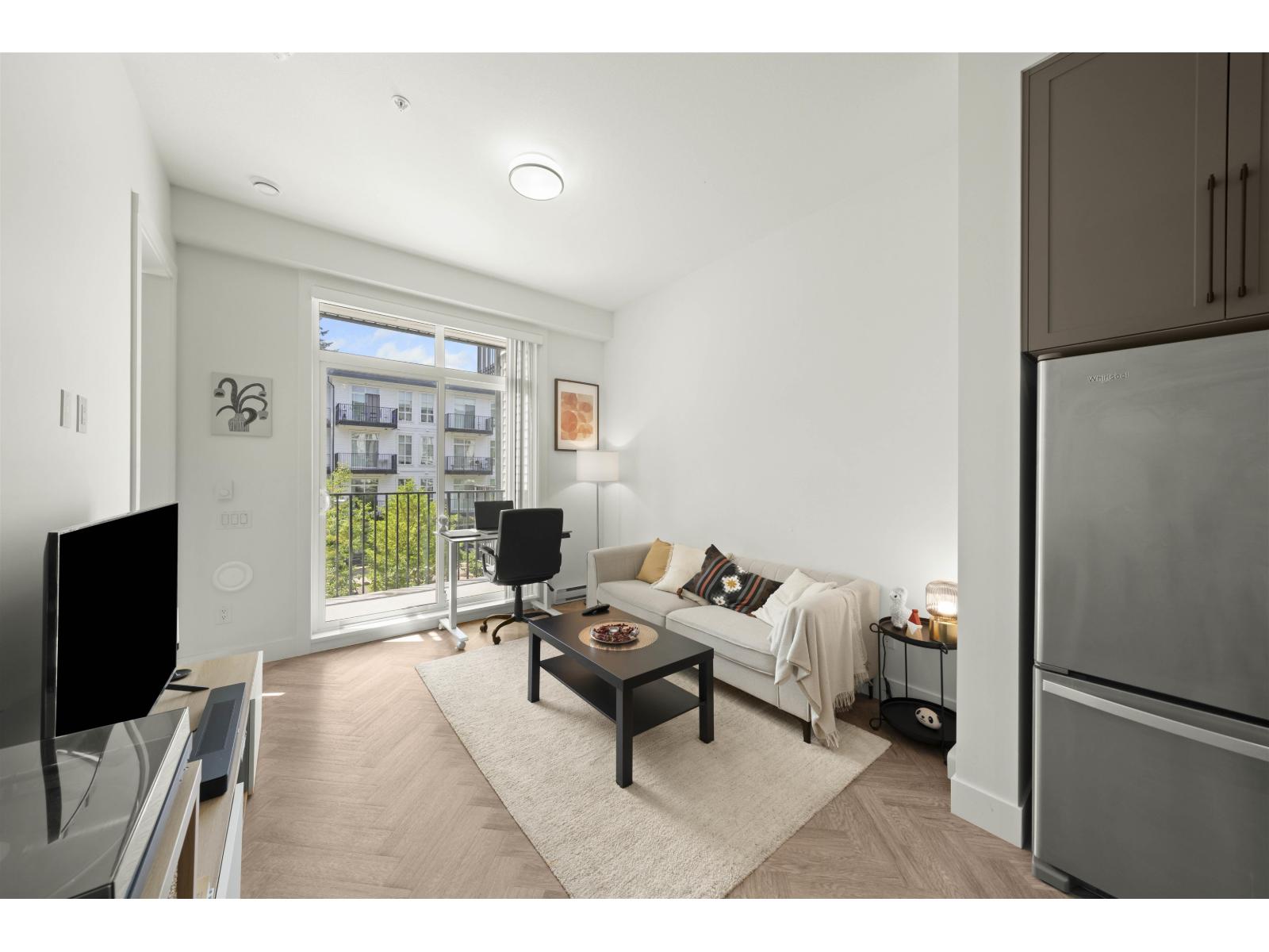 201 13933 105 Boulevard, Surrey, British Columbia  V3T 0R6 - Photo 3 - R3073982