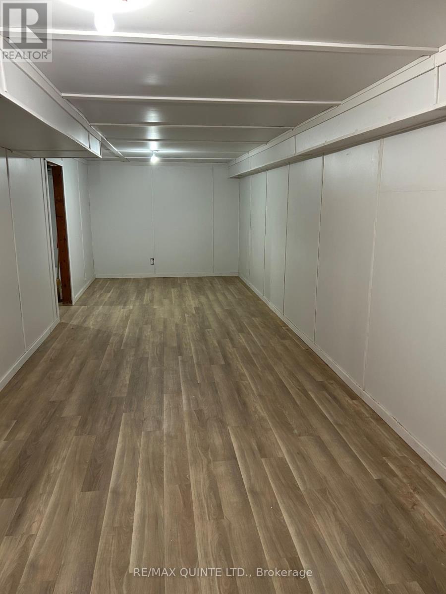 23 - 1 Rosemary Court, Prince Edward County, Ontario  K0K 2T0 - Photo 39 - X12449029