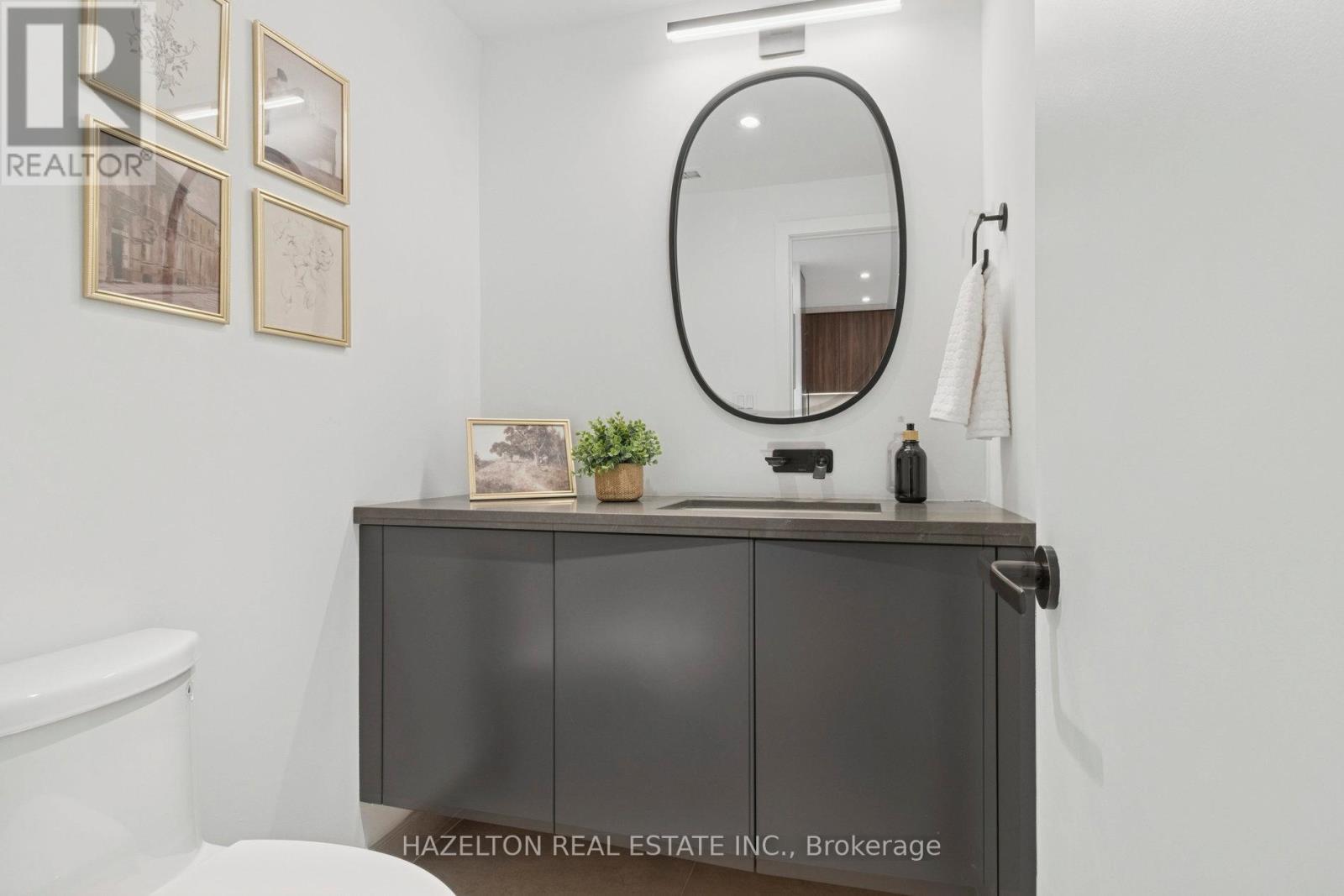 405 - 55a Avenue Road, Toronto, Ontario  M5R 3L2 - Photo 14 - C12634920