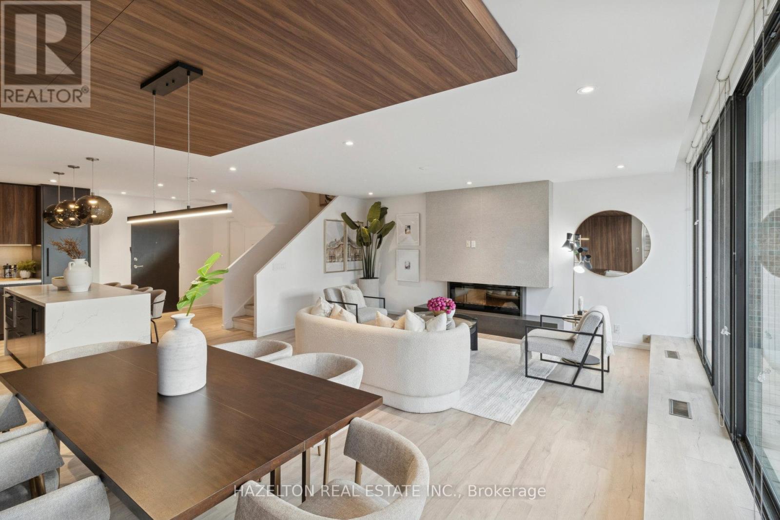 405 - 55a Avenue Road, Toronto, Ontario  M5R 3L2 - Photo 5 - C12634920