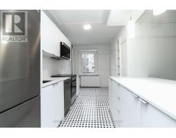 18 - 100 VAUGHAN ROAD, Toronto, Ontario