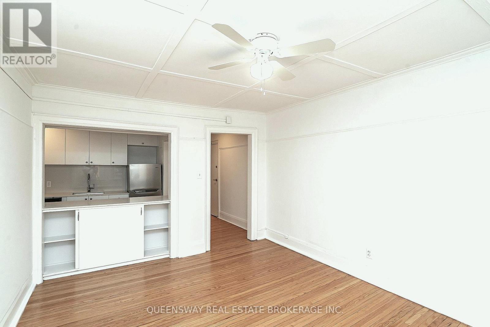 17 - 100 Vaughan Road, Toronto, Ontario  M6C 2M1 - Photo 2 - C12634970