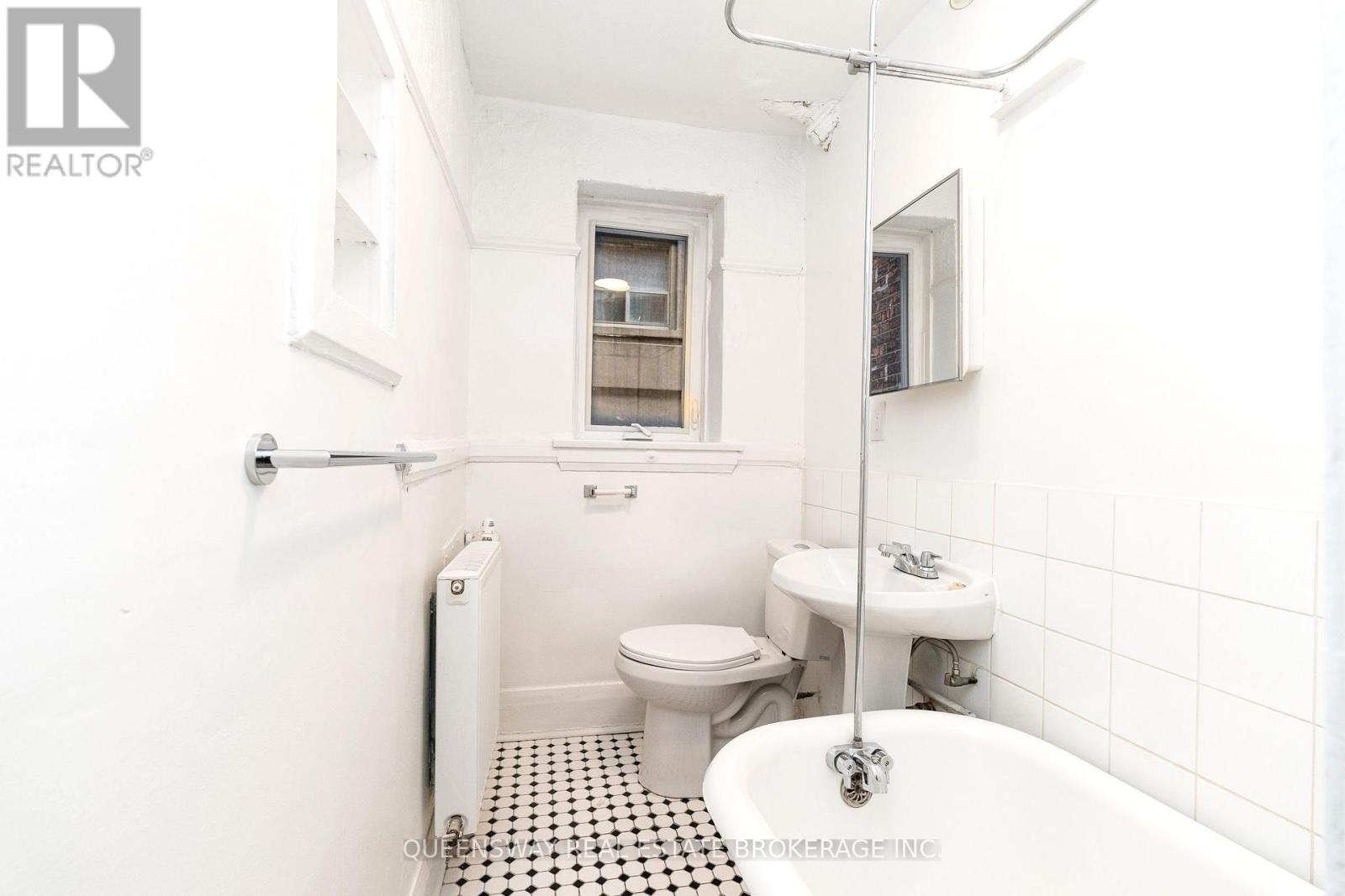 1 - 100 Vaughan Road, Toronto, Ontario  M6C 2M1 - Photo 10 - C12634972