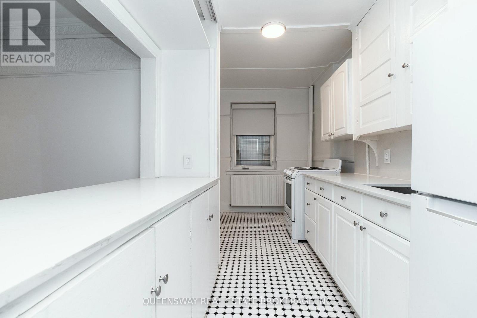 1 - 100 Vaughan Road, Toronto, Ontario  M6C 2M1 - Photo 5 - C12634972