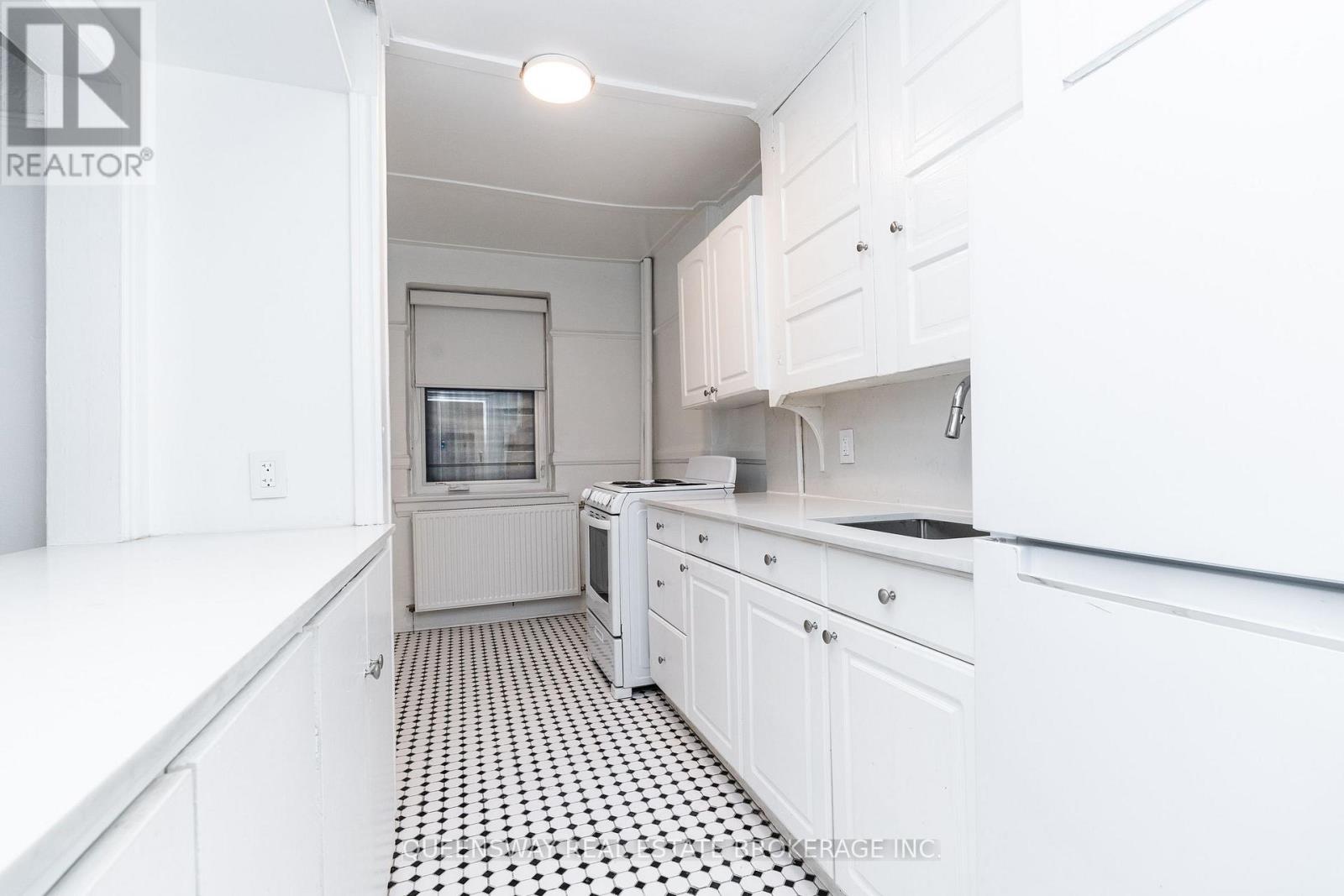 1 - 100 Vaughan Road, Toronto, Ontario  M6C 2M1 - Photo 6 - C12634972
