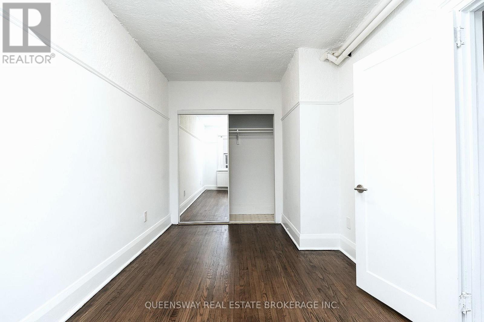 27 - 100 Vaughan Road, Toronto, Ontario  M6C 2M1 - Photo 7 - C12634974