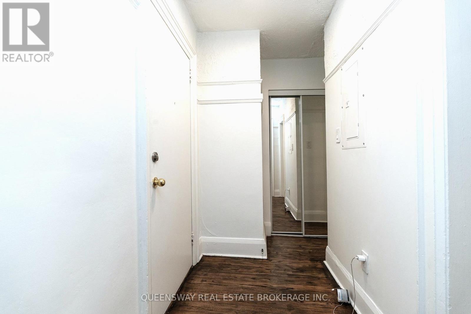 11 - 100 Vaughan Road, Toronto, Ontario  M6C 2M1 - Photo 11 - C12634978