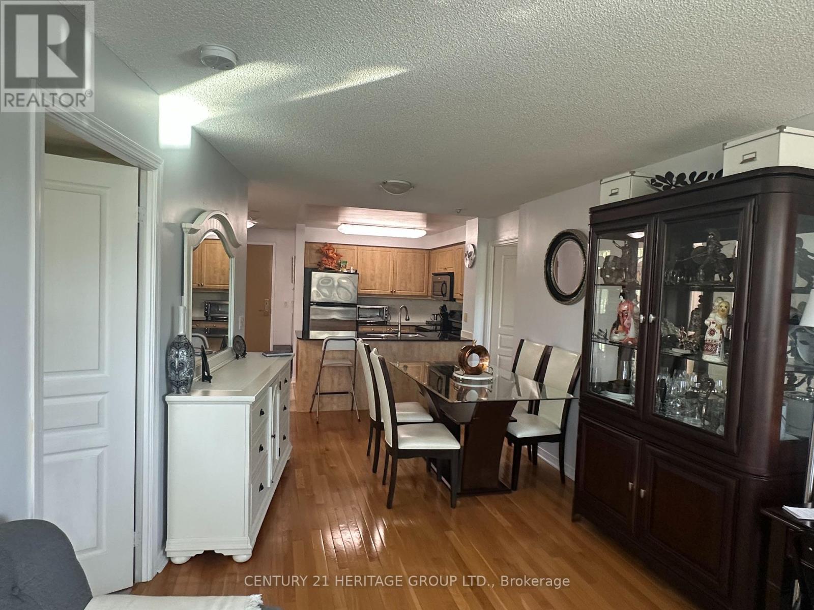 203 - 509 Beecroft Road, Toronto, Ontario  M2N 0A3 - Photo 3 - C12635000