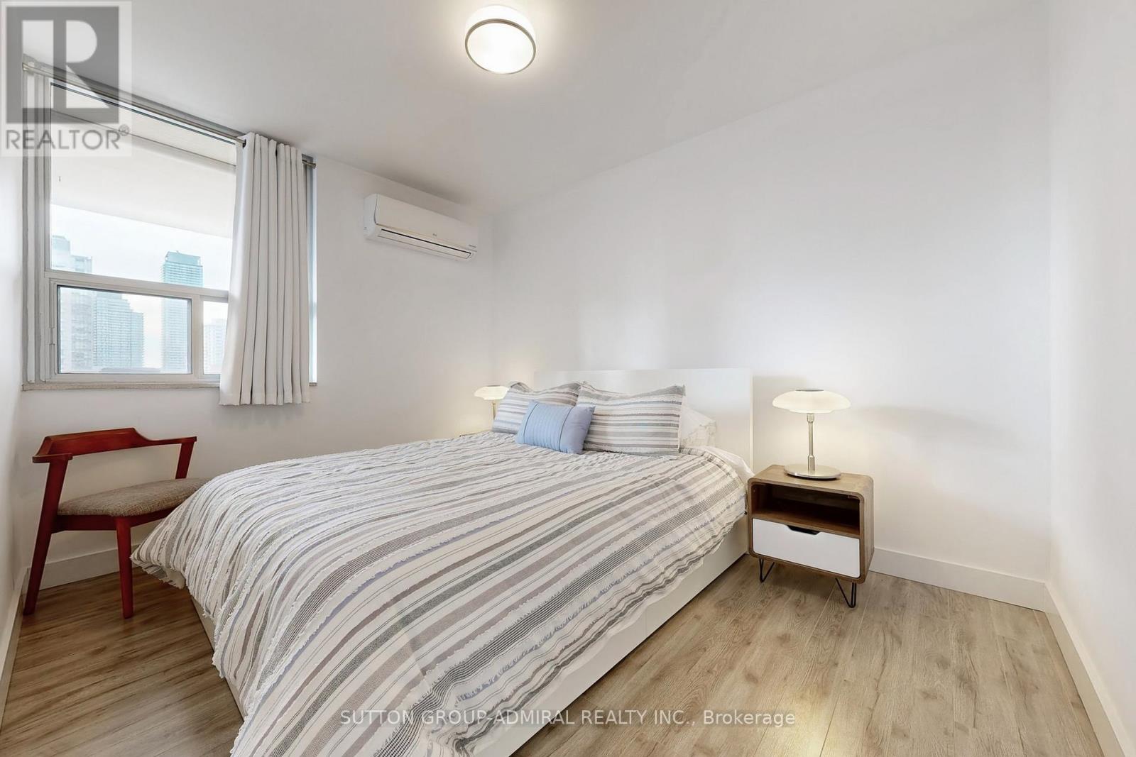 1509 - 40 Homewood Avenue, Toronto (Cabbagetown-South St. James Town), Ontario  M4Y 2K2 - Photo 10 - C12635012