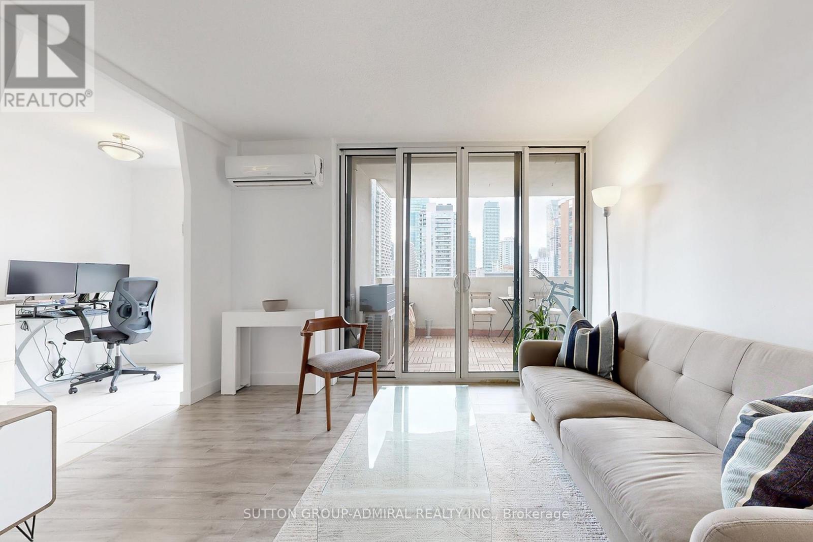 1509 - 40 Homewood Avenue, Toronto (Cabbagetown-South St. James Town), Ontario  M4Y 2K2 - Photo 5 - C12635012