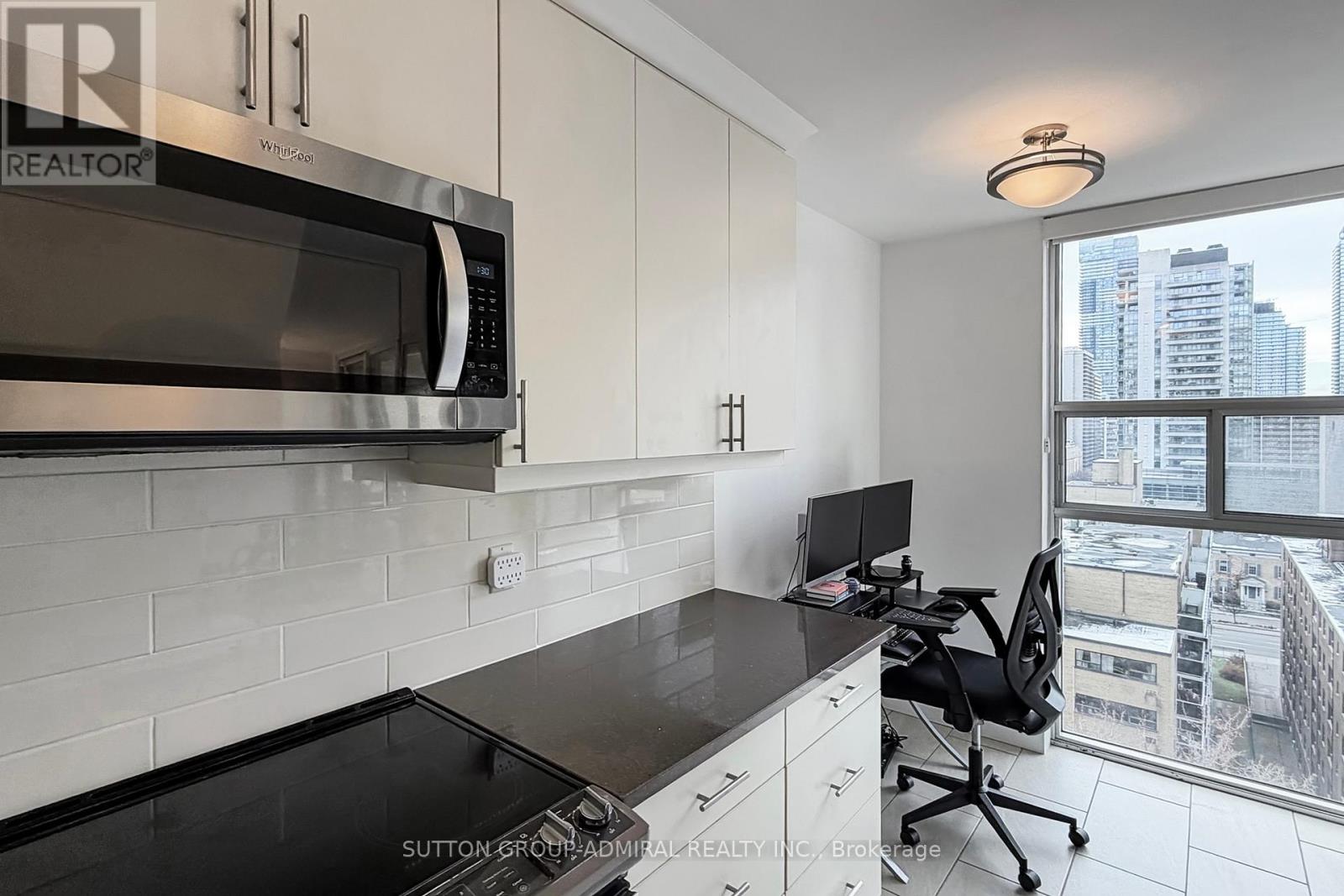 1509 - 40 Homewood Avenue, Toronto (Cabbagetown-South St. James Town), Ontario  M4Y 2K2 - Photo 9 - C12635012