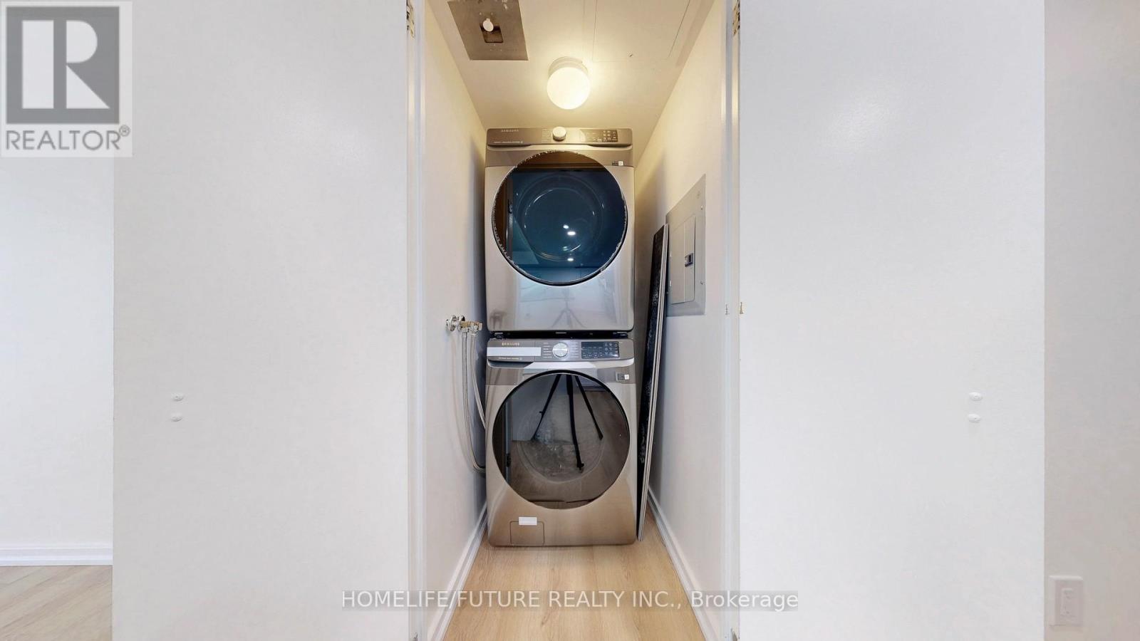 1906 - 8 York Street, Toronto, Ontario M5J 2Y2 - Photo 29 - C12635030