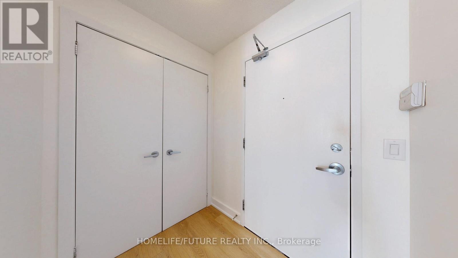 1906 - 8 York Street, Toronto, Ontario M5J 2Y2 - Photo 31 - C12635030