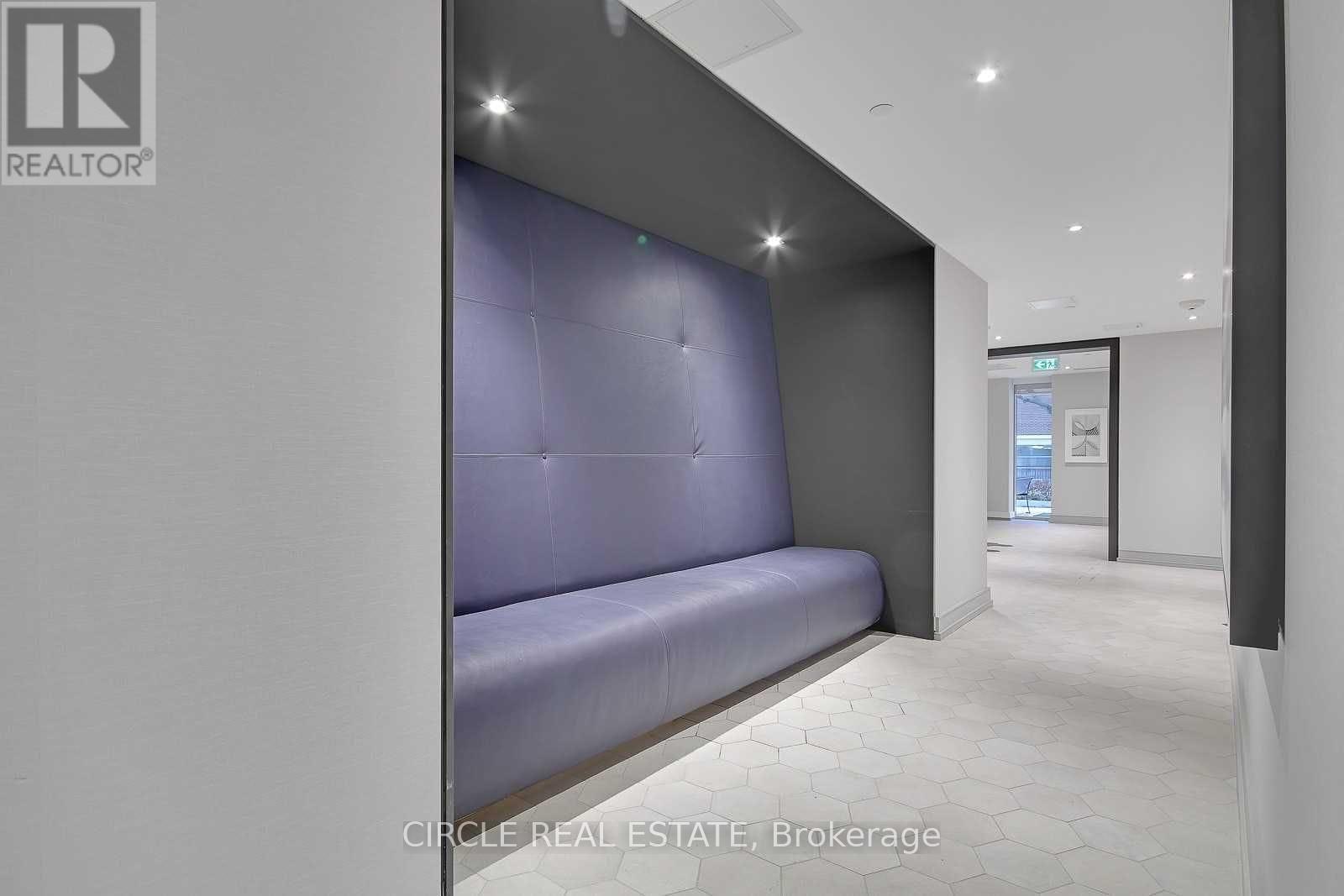 701 - 1 CARDIFF ROAD, Toronto, Ontario