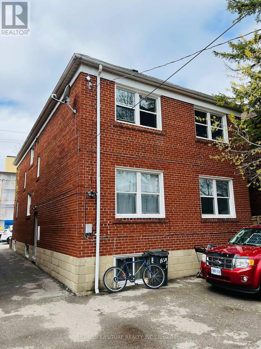 983 Avenue Road, Toronto, Ontario  M5P 2K9 - Photo 5 - C12635064