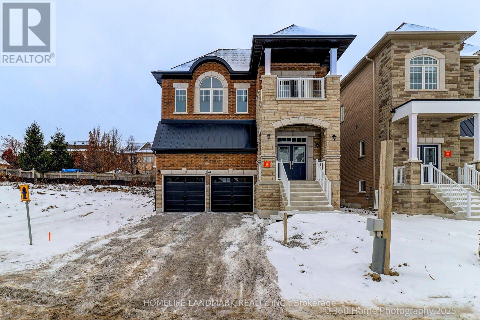 219 SEGUIN STREET, Richmond Hill, Ontario