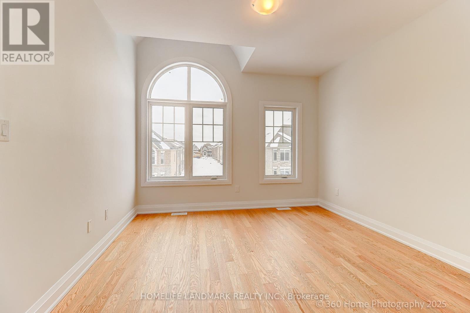 219 Seguin Street, Richmond Hill, Ontario L4E 2Y9 - Photo 13 - N12634930