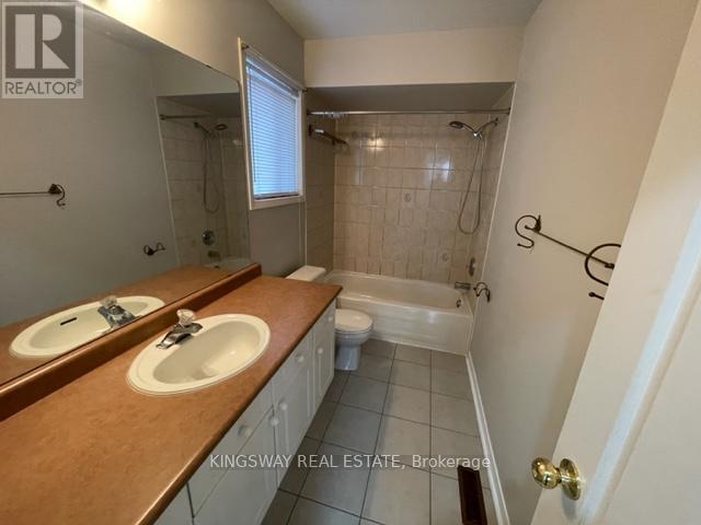 102 Lucena Crescent, Vaughan, Ontario  L6A 2W4 - Photo 16 - N12634932