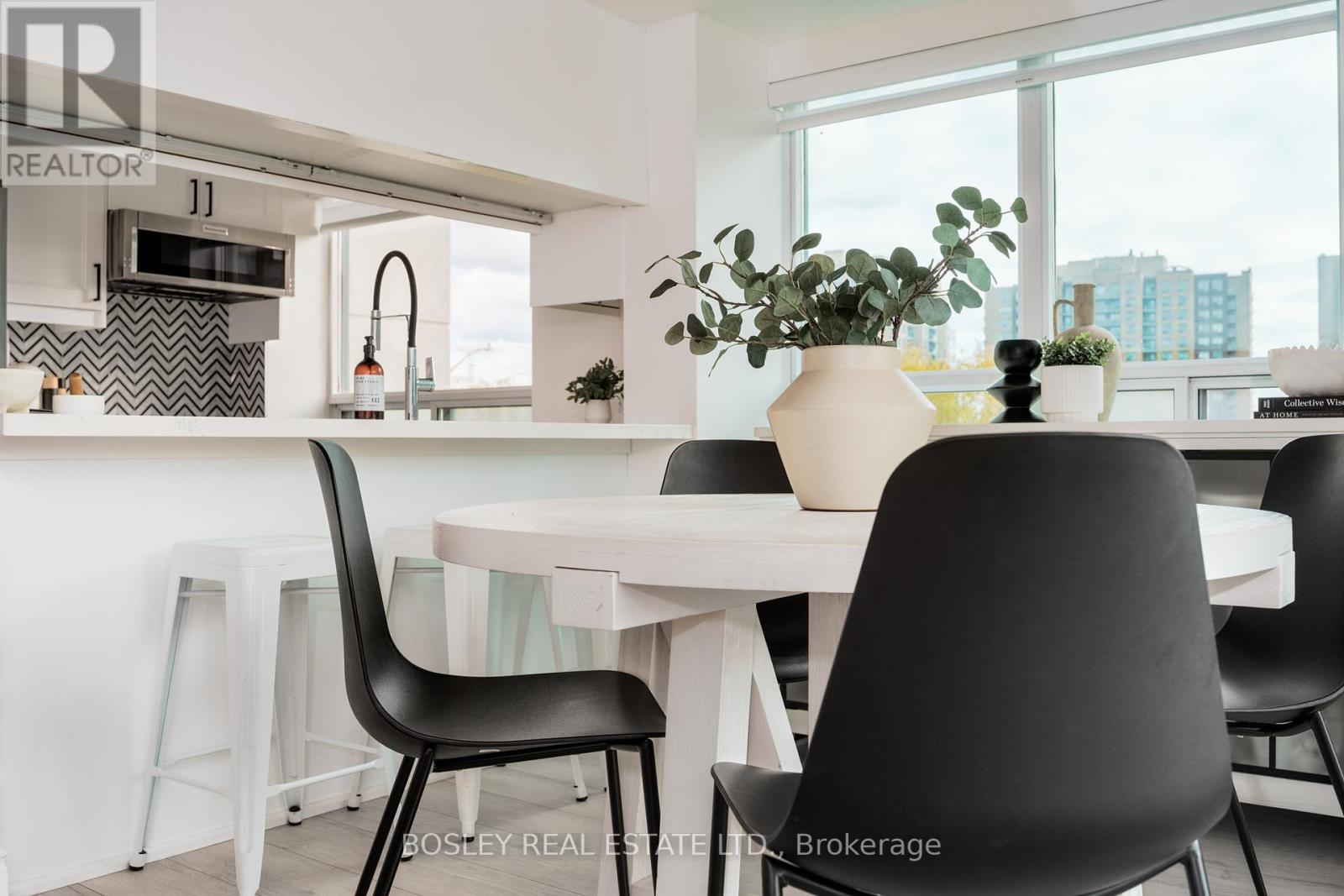 207 - 185 Oneida Crescent, Richmond Hill, Ontario L4B 0B1 - Photo 13 - N12634980