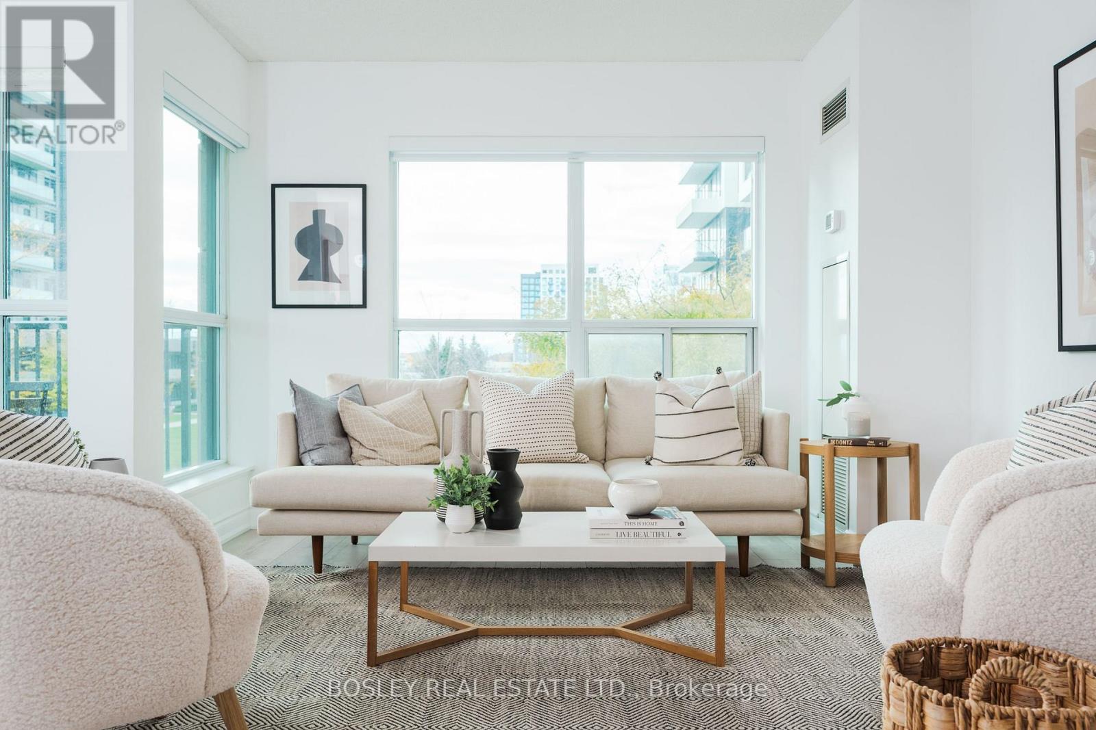 207 - 185 Oneida Crescent, Richmond Hill, Ontario L4B 0B1 - Photo 4 - N12634980