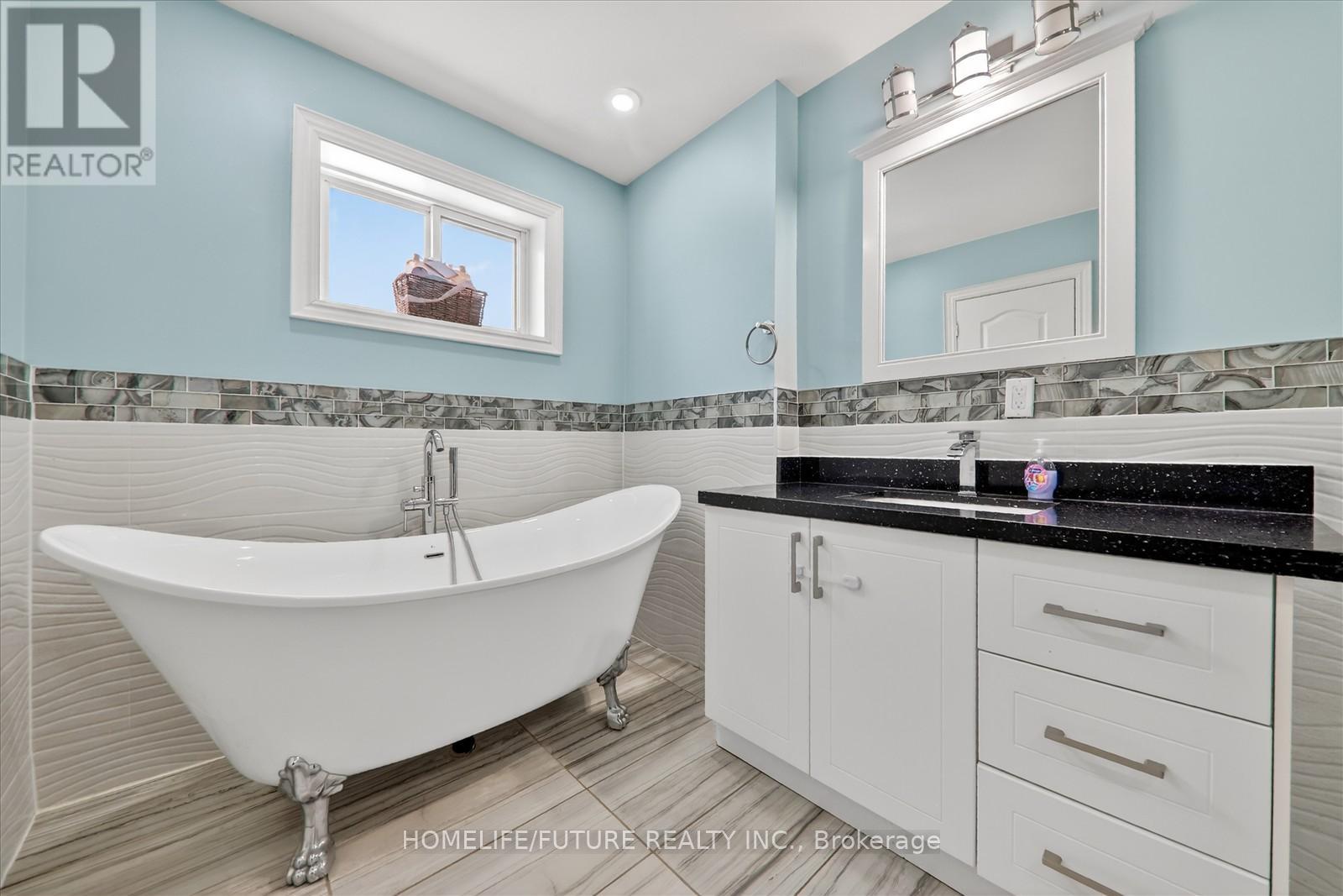 118 Doubtfire Crescent, Markham, Ontario L3S 3V5 - Photo 26 - N12635046