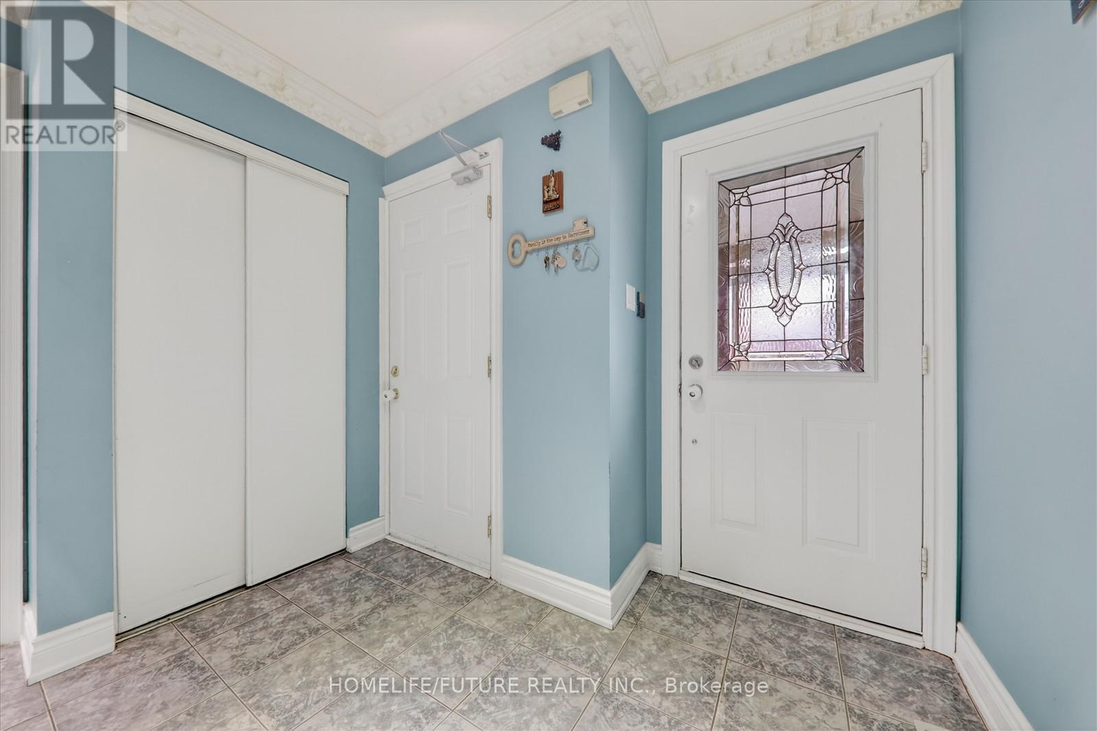 118 Doubtfire Crescent, Markham, Ontario L3S 3V5 - Photo 6 - N12635046