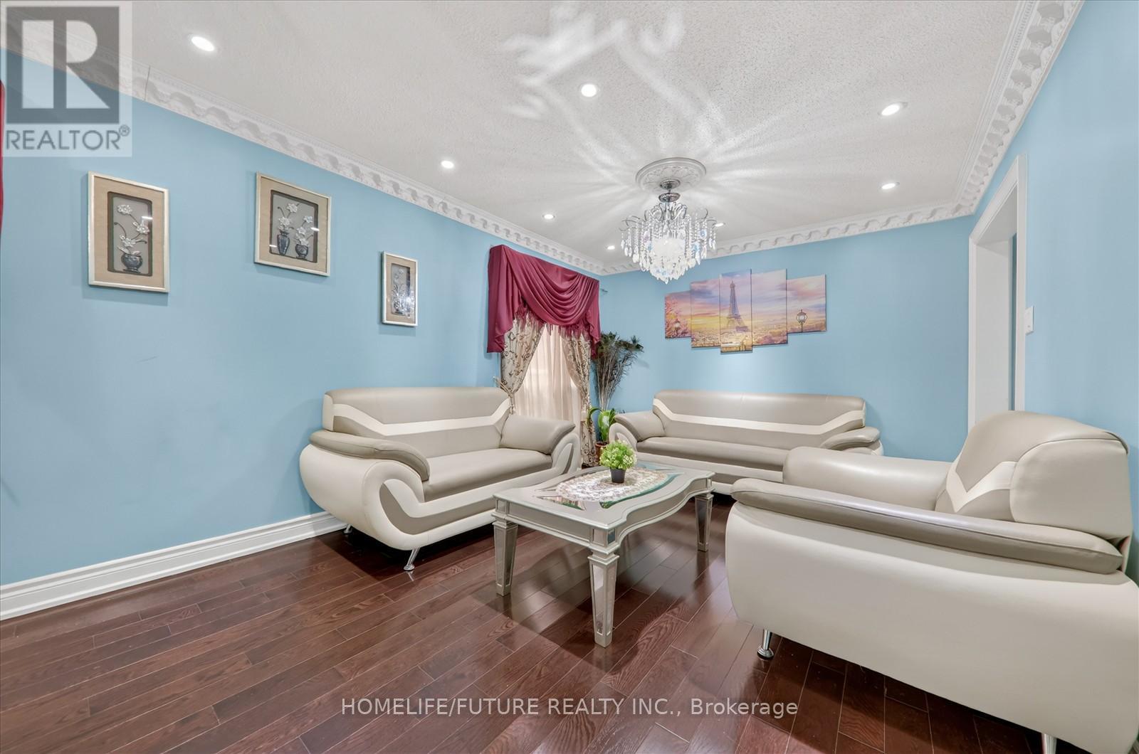 118 Doubtfire Crescent, Markham, Ontario L3S 3V5 - Photo 9 - N12635046