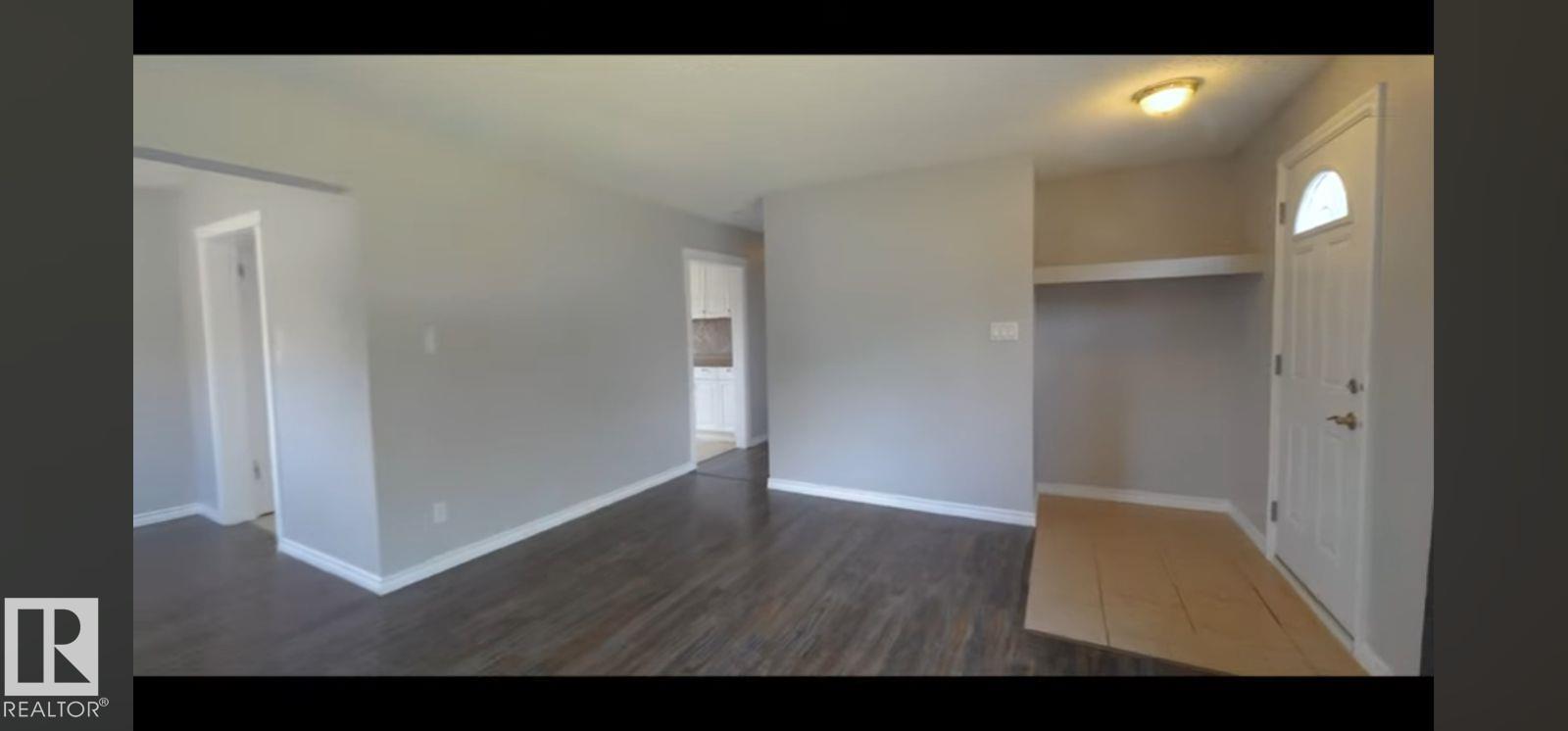 11319 137 Av Nw, Edmonton, Alberta T5E 1Z3 - Photo 3 - E4468184