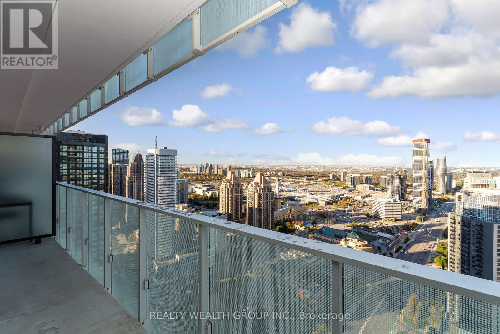 3911 - 3900 Confederation Parkway, Mississauga, Ontario  L5B 0M3 - Photo 25 - W12523174