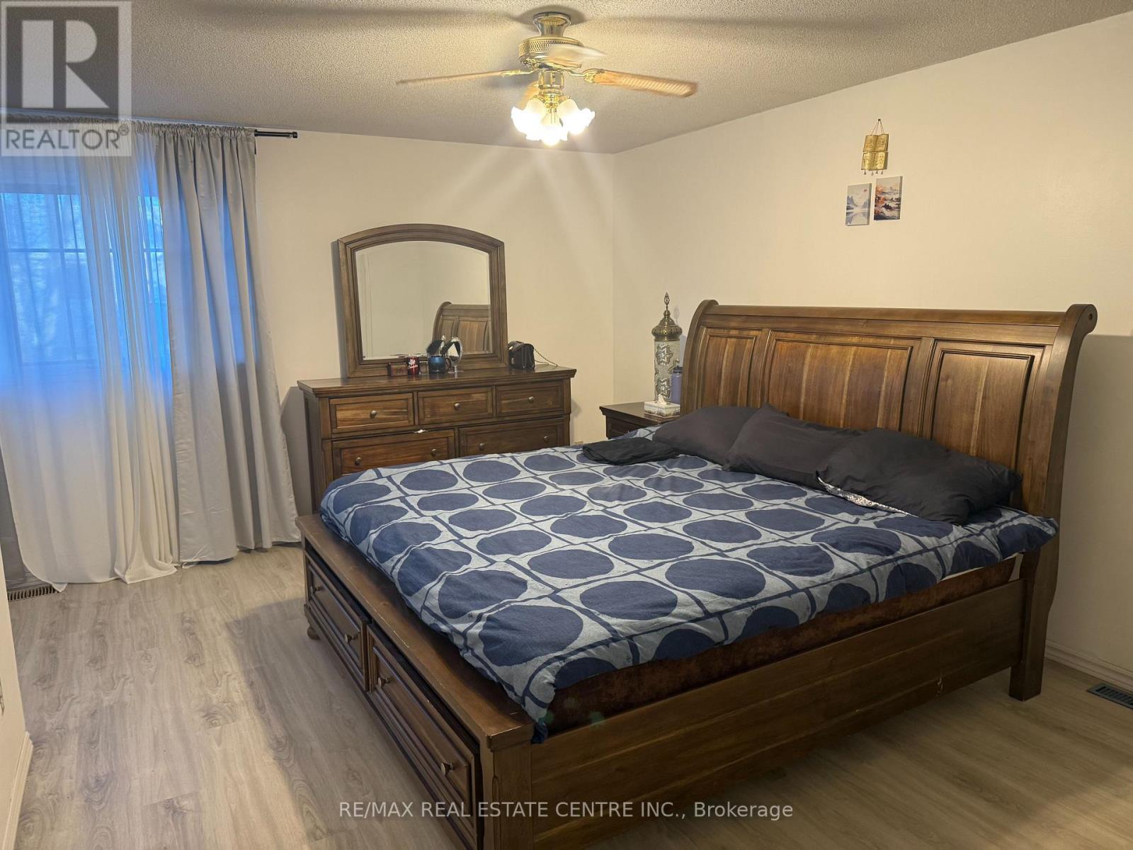 33 Middlemiss Crescent N, Cambridge, Ontario  N1T 1R5 - Photo 10 - X12632664