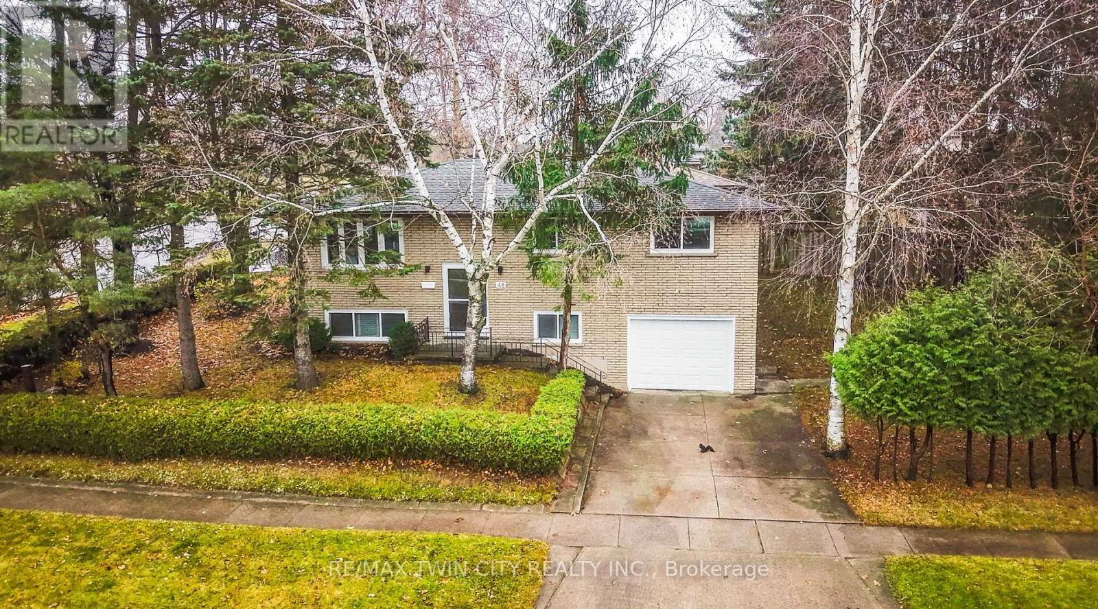 48 Mark Crescent, Cambridge, Ontario  N1S 4A3 - Photo 21 - X12579684