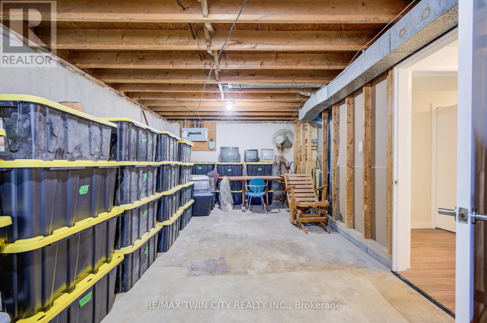 48 Mark Crescent, Cambridge, Ontario  N1S 4A3 - Photo 16 - X12579684