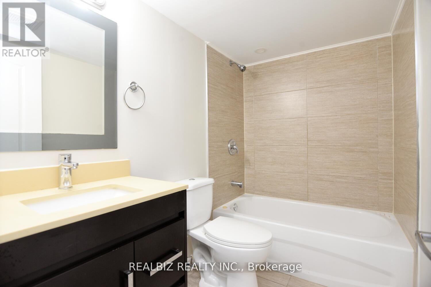 14 Herzberg Gardens, Toronto, Ontario  M3N 2P4 - Photo 21 - W12634934