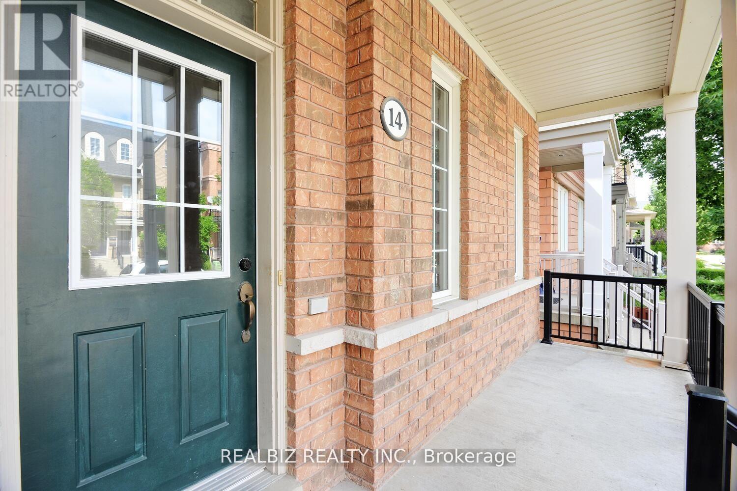 14 Herzberg Gardens, Toronto, Ontario  M3N 2P4 - Photo 3 - W12634934