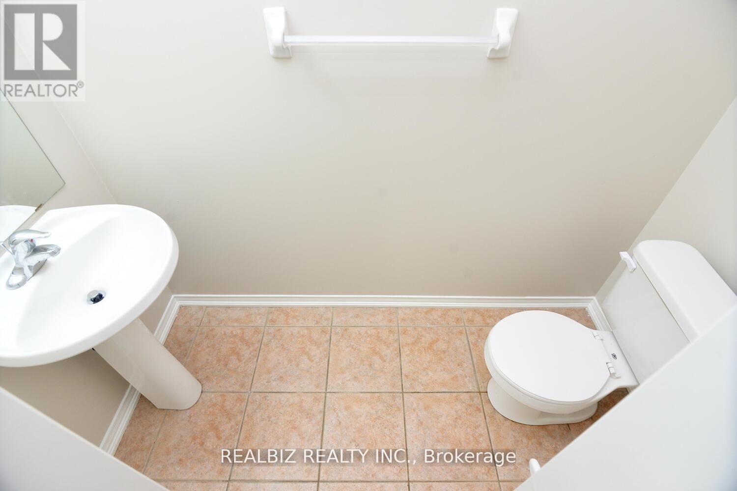 14 Herzberg Gardens, Toronto, Ontario  M3N 2P4 - Photo 31 - W12634934