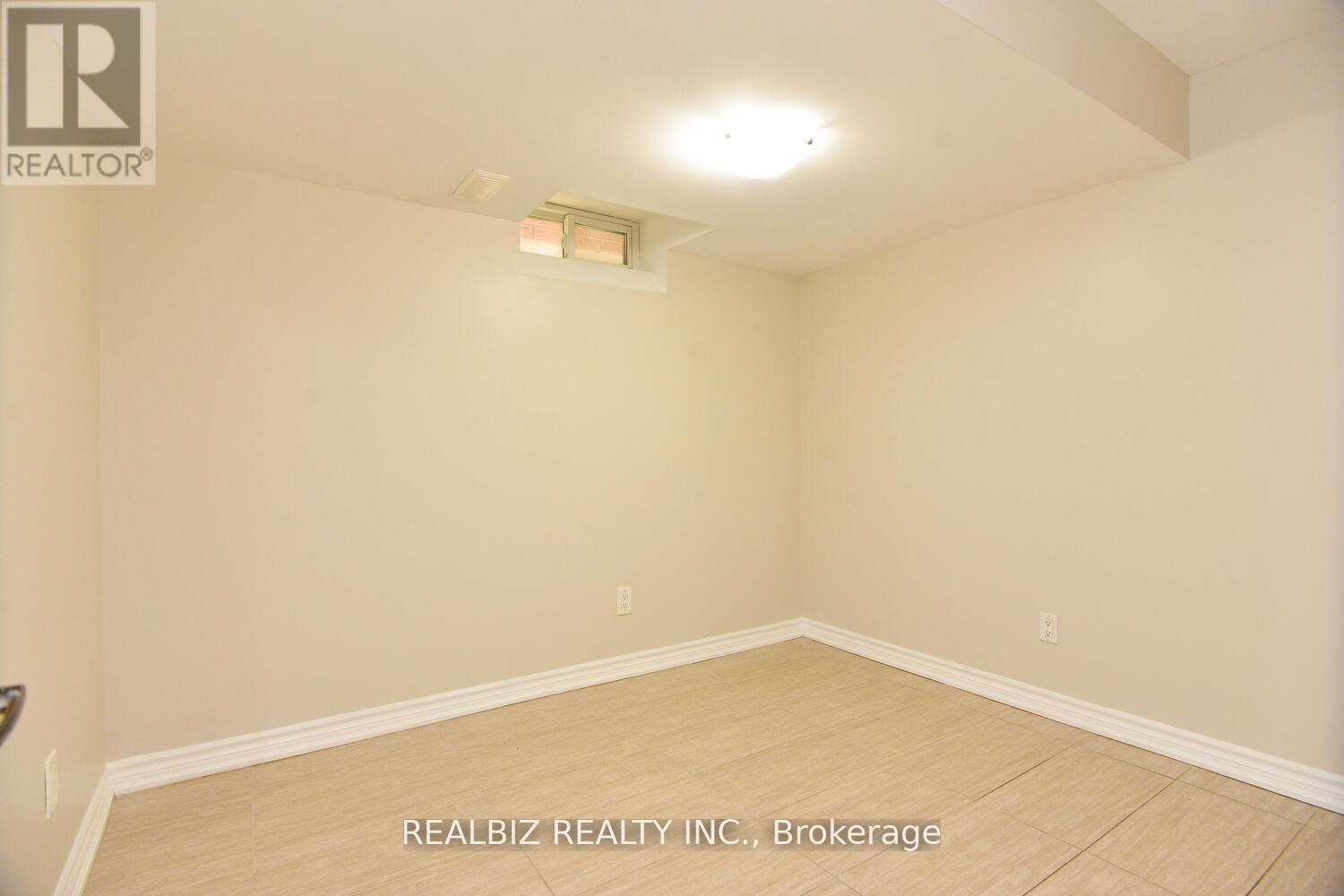 14 Herzberg Gardens, Toronto, Ontario  M3N 2P4 - Photo 43 - W12634934