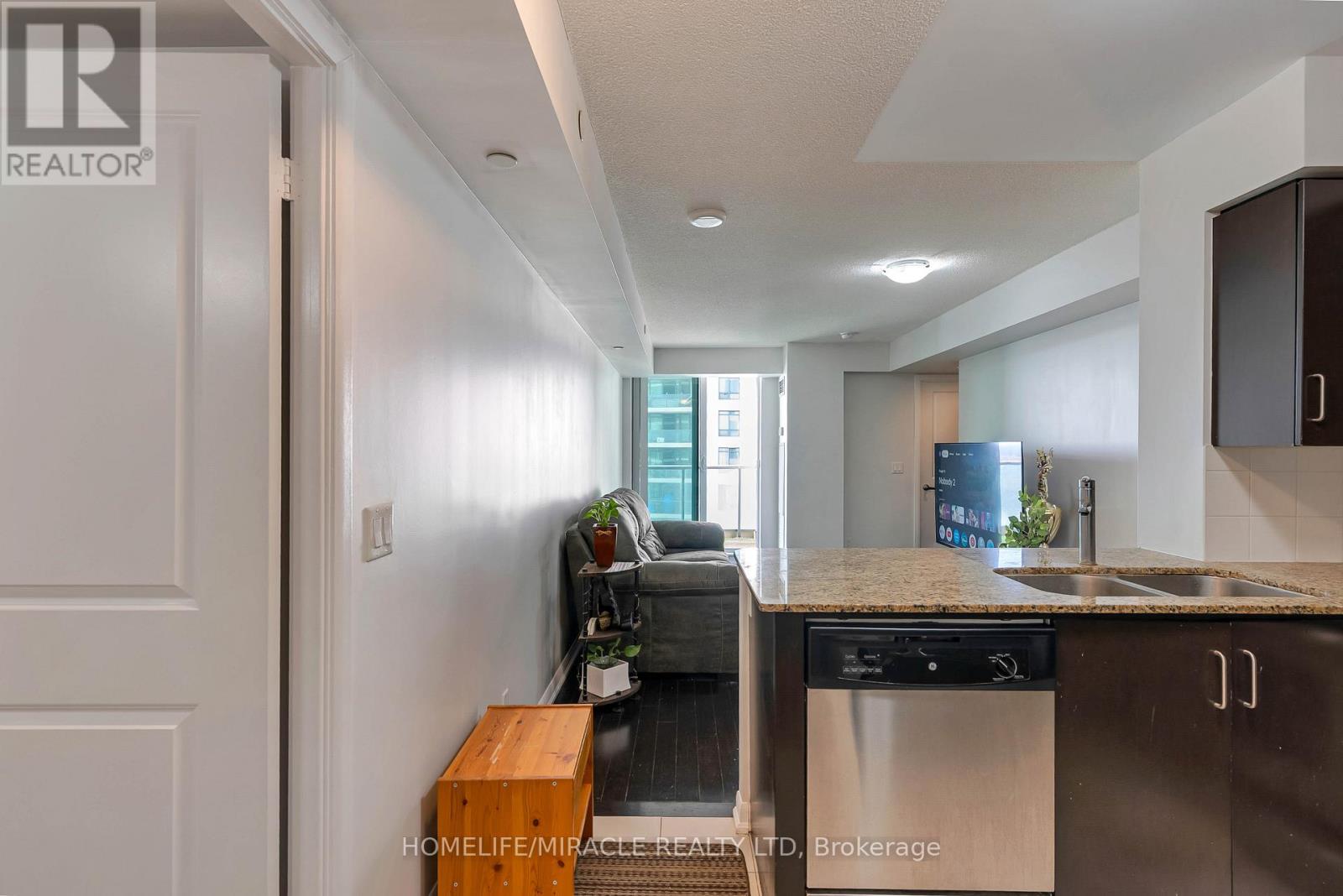 1606 - 215 Sherway Gardens Road, Toronto, Ontario  M9C 0A4 - Photo 8 - W12634952