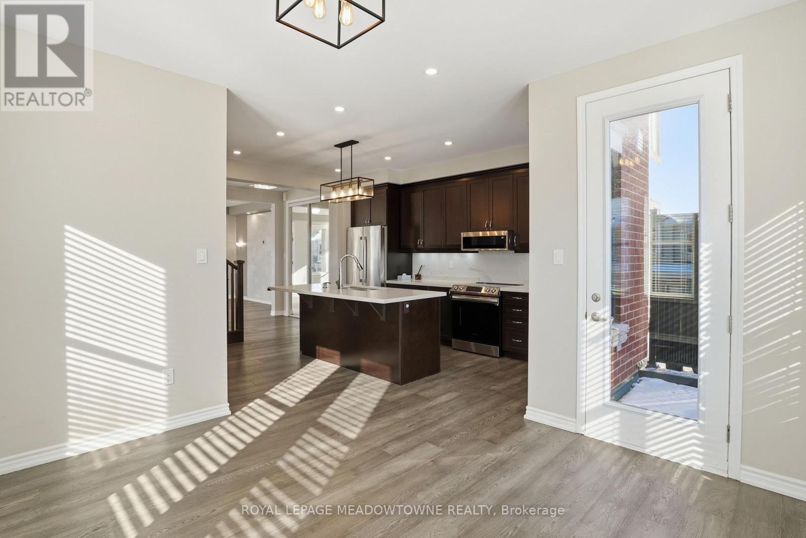 26 - 975 Whitlock Avenue, Milton, Ontario L9E 1S9 - Photo 10 - W12634966